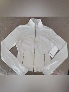 Lululemon cropped define jacket